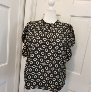 LOFT Geo Cinched Sleeve Ruffle Neckline Blouse Size XL, Business Casual